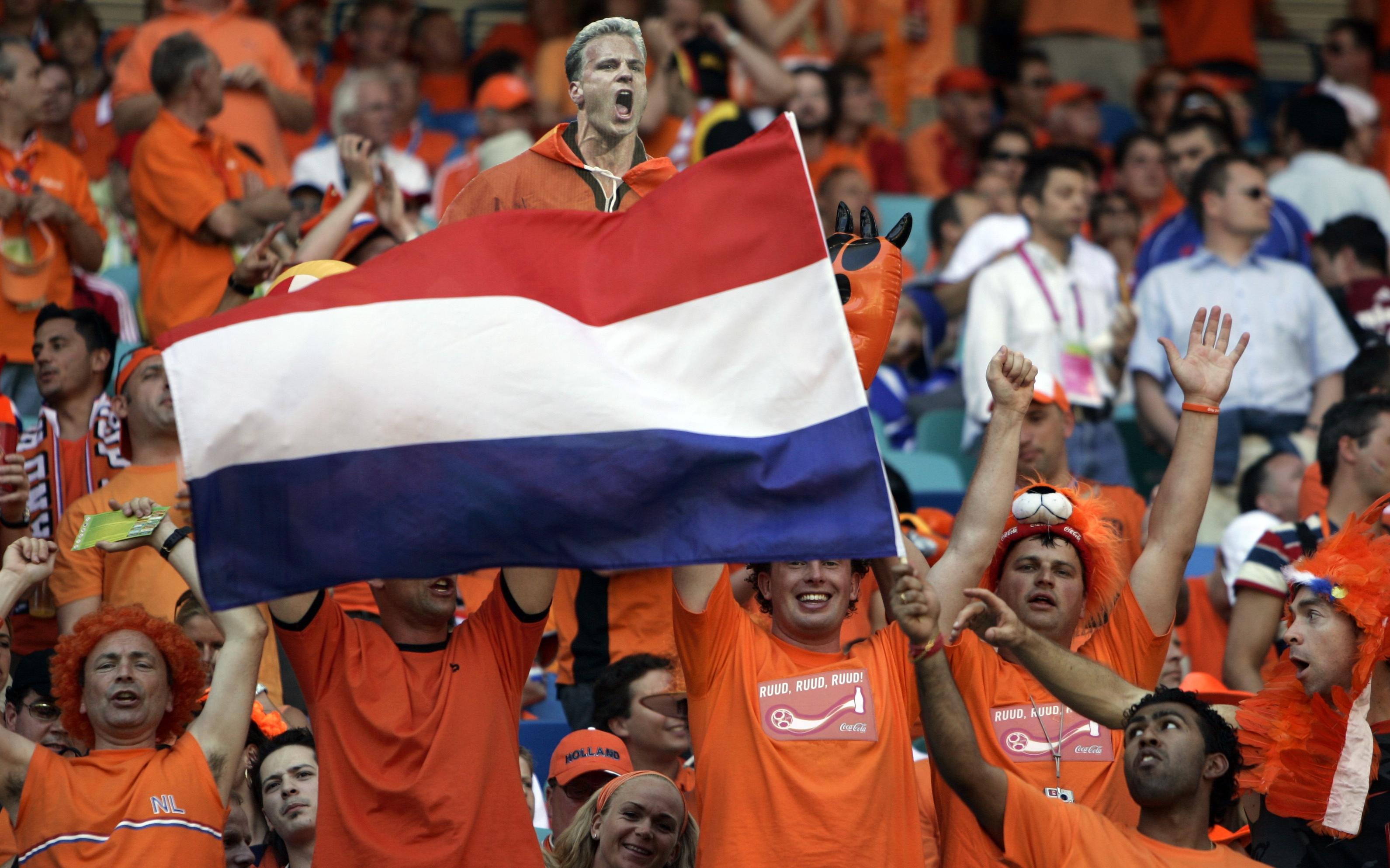 Het nationalisme rukt op, bij u in de buurt. Eric Storm schreef er een